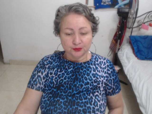 LADYQUEEN520