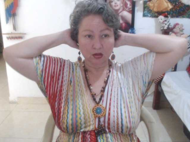 LADYQUEEN520