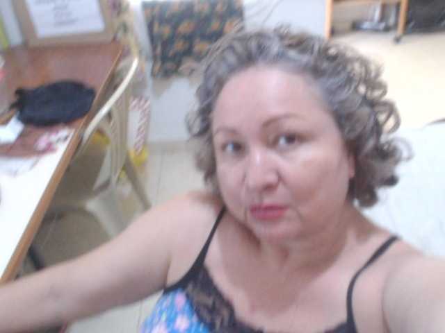 LADYQUEEN520 live cam on BongaCams