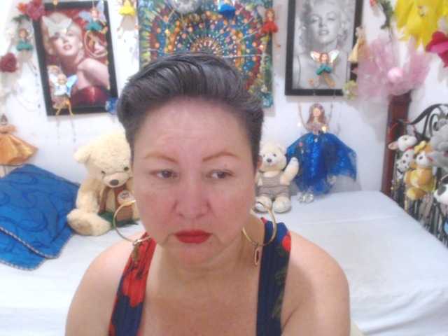 LADYQUEEN520