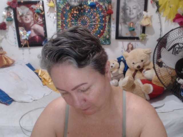 LADYQUEEN520