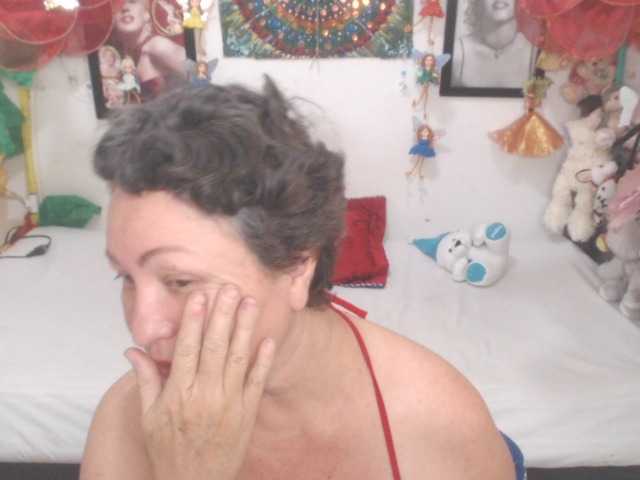 LADYQUEEN520