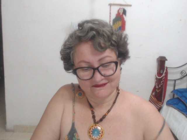 LADYQUEEN520