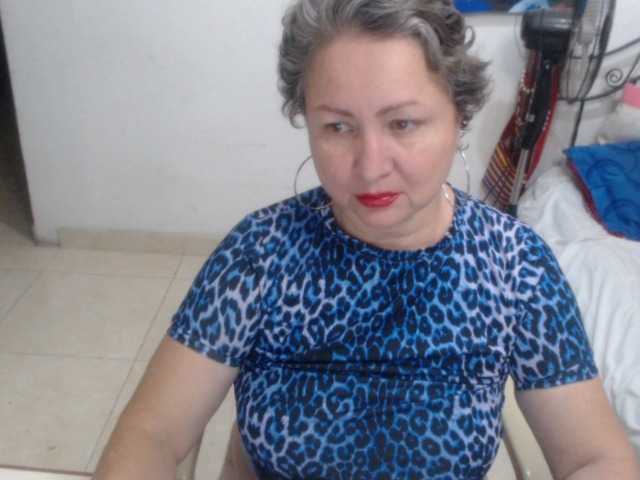 LADYQUEEN520