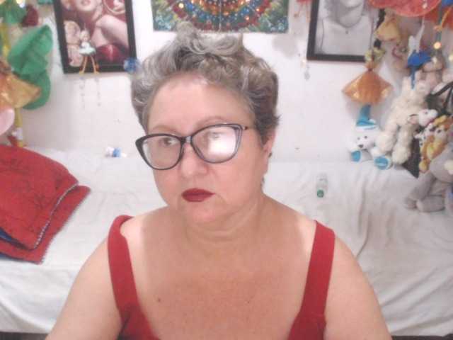 LADYQUEEN520