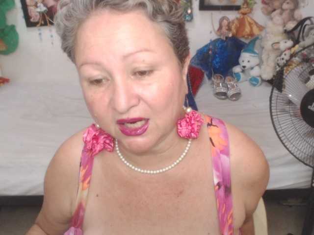 LADYQUEEN520
