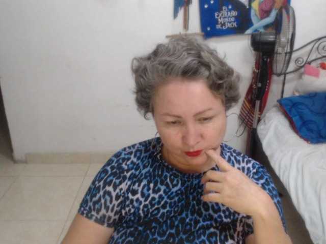 LADYQUEEN520