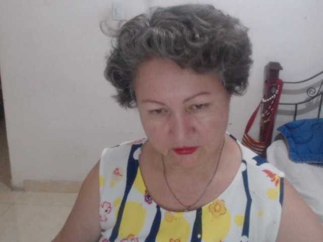 LADYQUEEN520 live cam on BongaCams