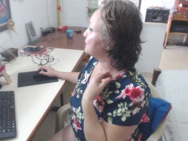 LADYQUEEN520