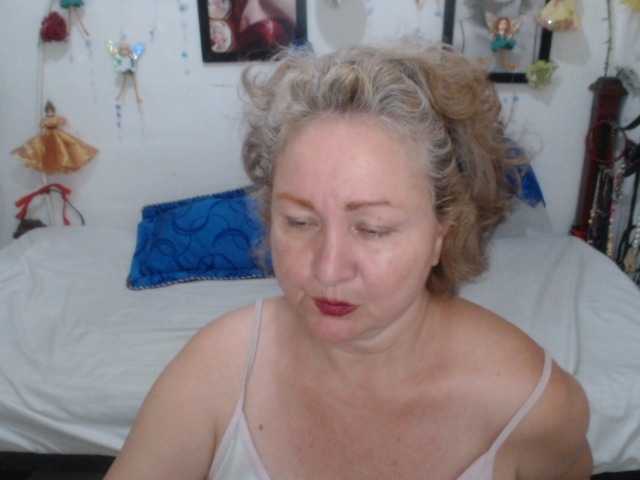 LADYQUEEN520