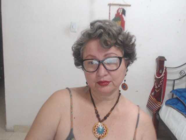 LADYQUEEN520