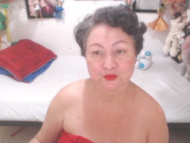 LADYQUEEN520