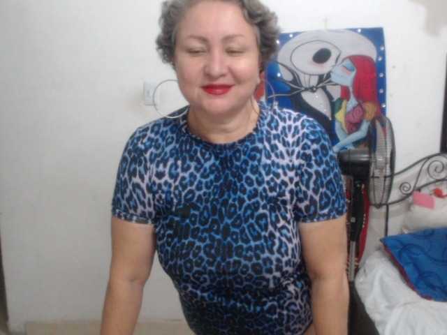 LADYQUEEN520