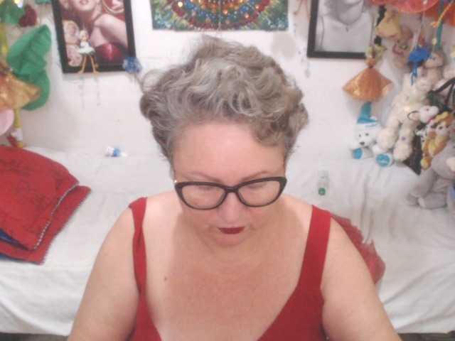 LADYQUEEN520