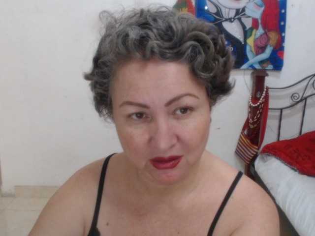 LADYQUEEN520