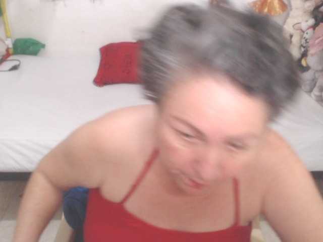 LADYQUEEN520 live cam on BongaCams