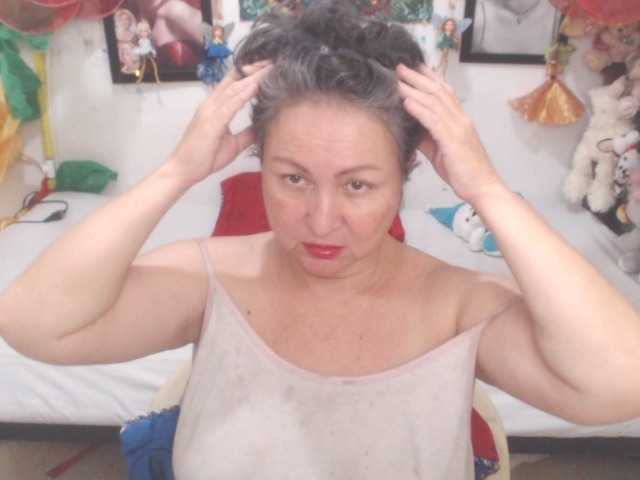 LADYQUEEN520