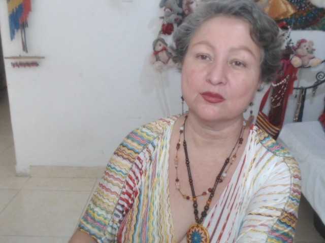 LADYQUEEN520
