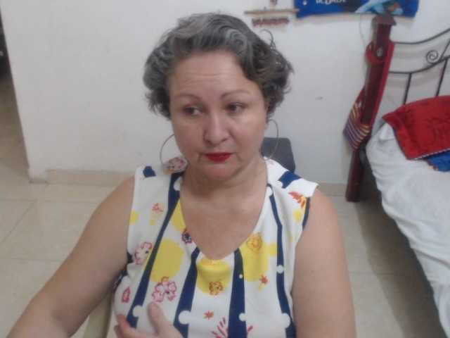 LADYQUEEN520
