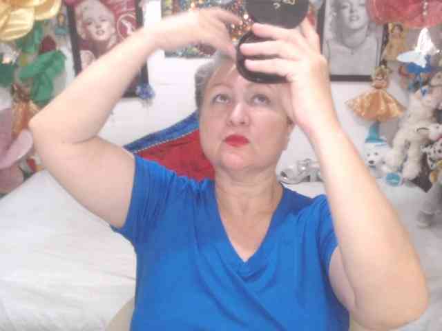 LADYQUEEN520