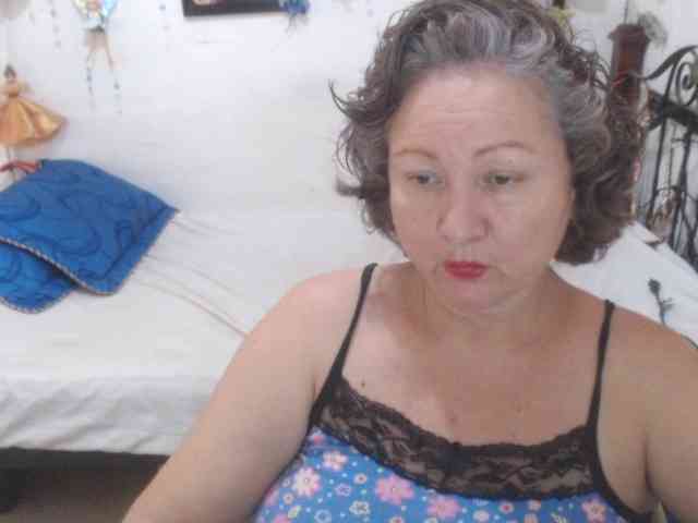 LADYQUEEN520