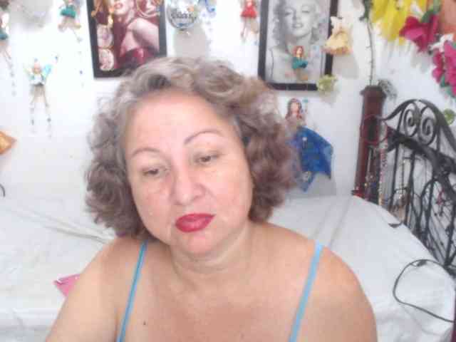 LADYQUEEN520