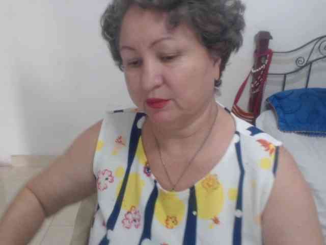 LADYQUEEN520