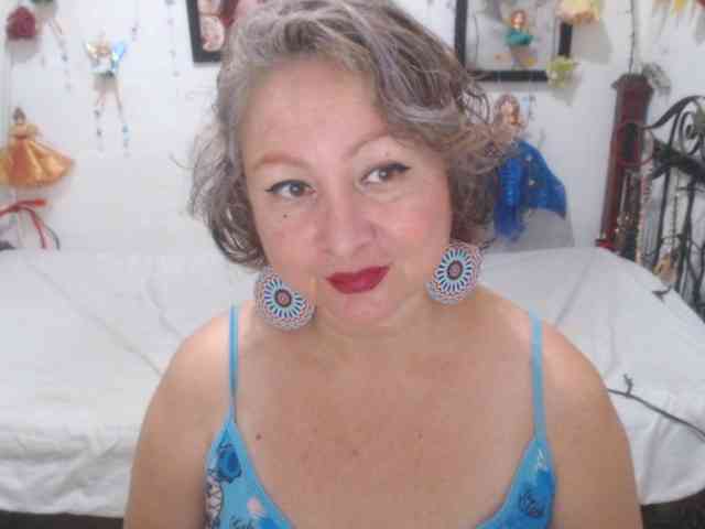 LADYQUEEN520