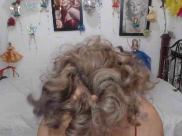 LADYQUEEN520