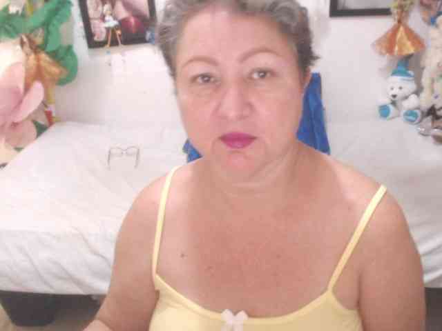 LADYQUEEN520