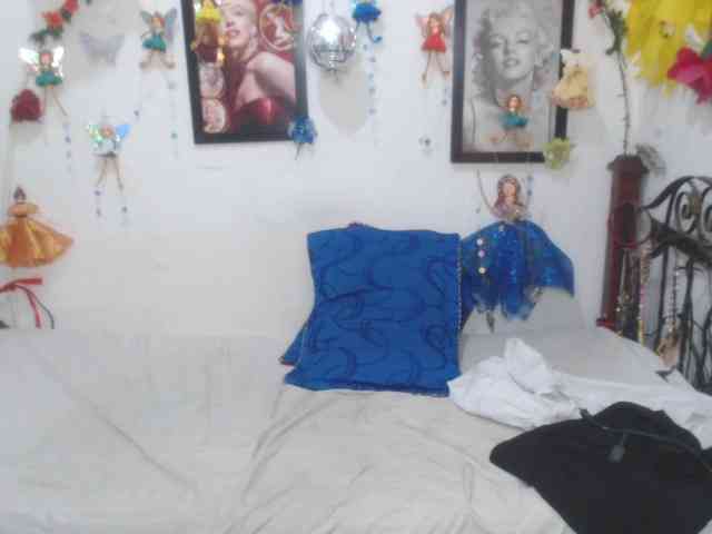 LADYQUEEN520