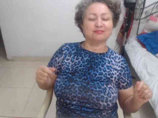 LADYQUEEN520