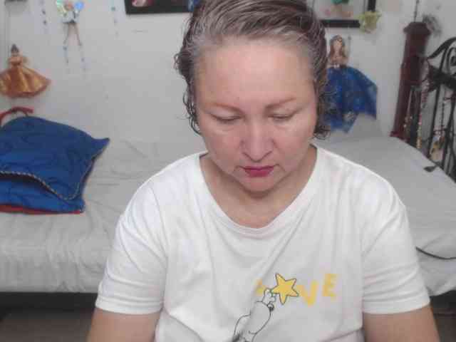 LADYQUEEN520