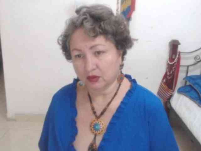 LADYQUEEN520