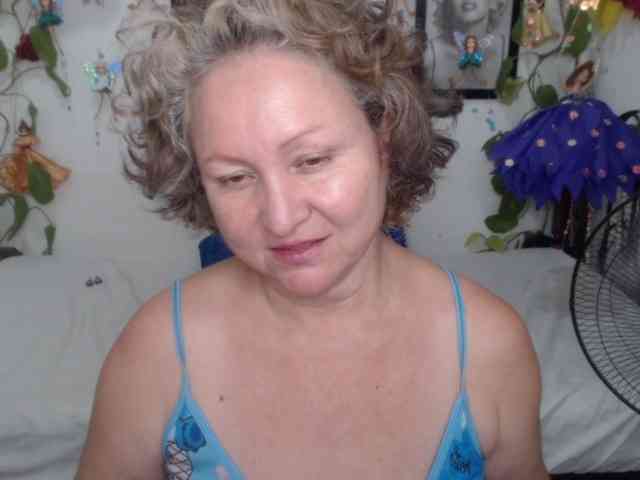 Modelo: LADYQUEEN520