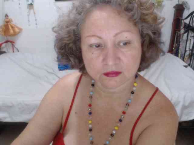 LADYQUEEN520