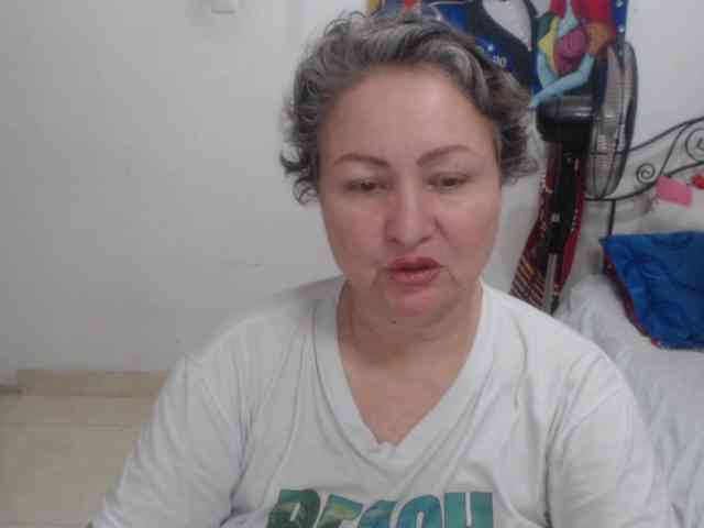LADYQUEEN520