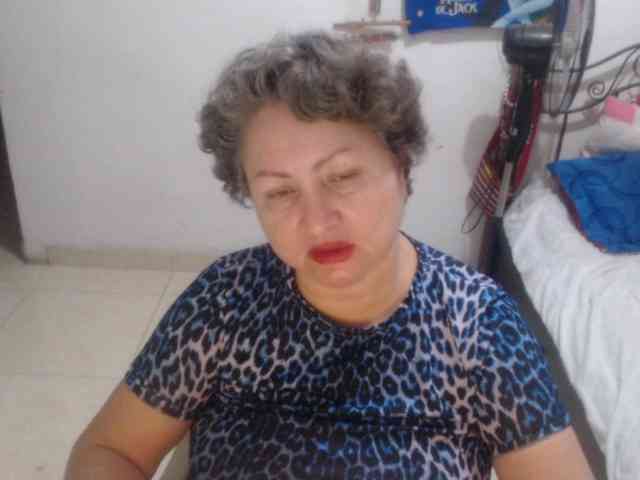 LADYQUEEN520