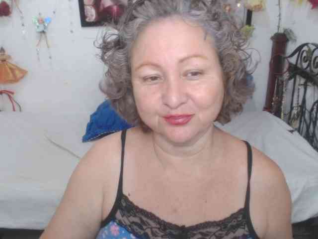 LADYQUEEN520