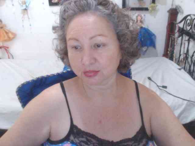 LADYQUEEN520