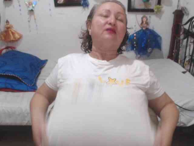 LADYQUEEN520