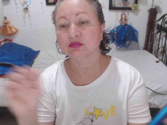 LADYQUEEN520