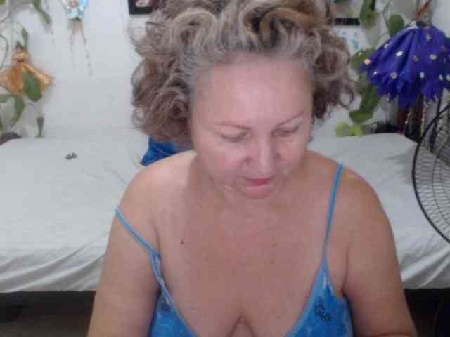 Modelo: LADYQUEEN520