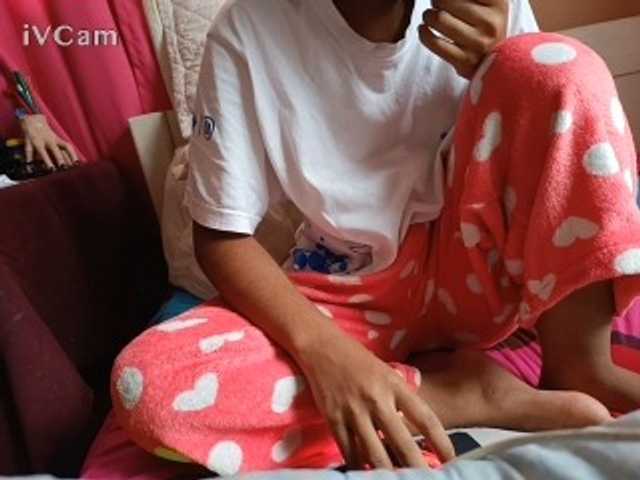 Missaudreys's BongaCams show and profile