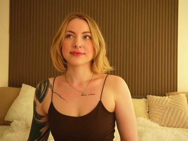 TouchMyAss live cam on BongaCams