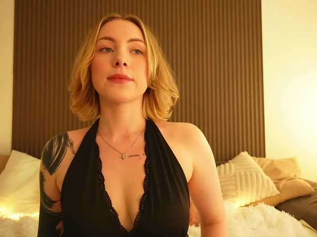 TouchMyAss live webcam show