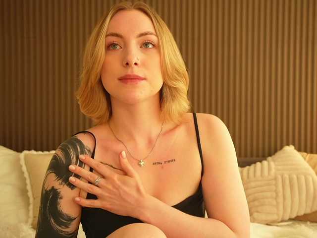TouchMyAss live cam on BongaCams