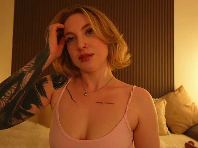 TouchMyAss live cam on BongaCams