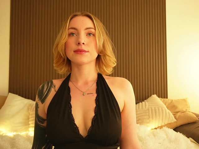 TouchMyAss live webcam show