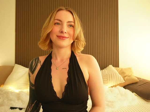 TouchMyAss live webcam show